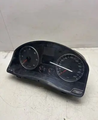 Volkswagen Golf Plus Speedometer (instrument cluster) 1K0920863B V0003000