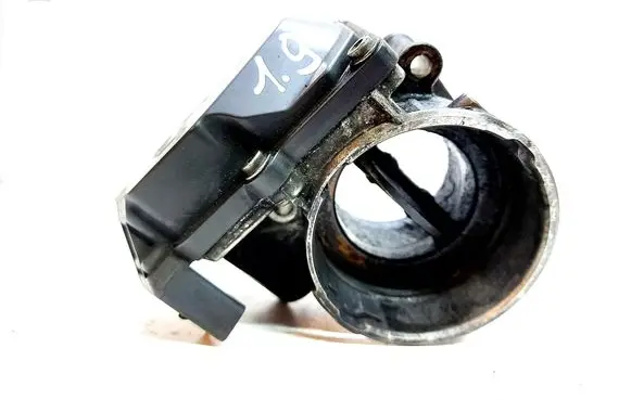 Seat Altea XL Throttle valve 03G128063M