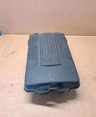 Volkswagen PASSAT B6 Battery box tray cover/lid 1K0915443C