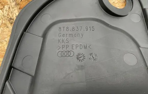 Audi A5 8T 8F Other interior part 8T8837915