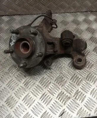 Nissan Primera Front wheel hub