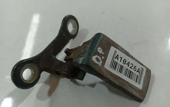 Opel Signum Front door upper hinge 