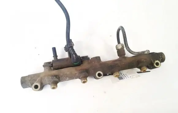 Peugeot 607 Fuel main line pipe 0445214017 002323l3