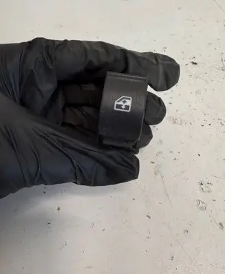 Peugeot Bipper Electric window control switch 7354612800 30170239 02814
