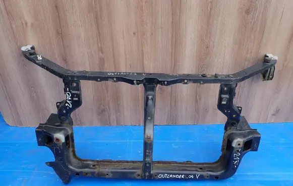 Mitsubishi Outlander Front bodywork piece 