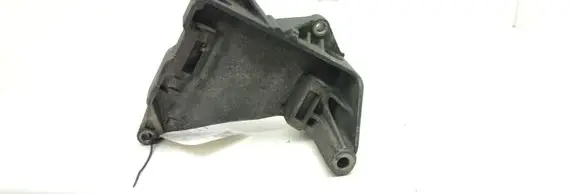 Volkswagen Transporter - Caravelle T5 Generator/alternator bracket 070903143C