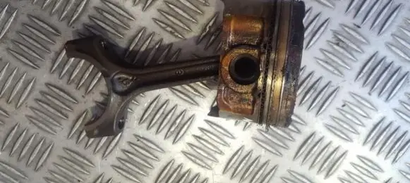 Mazda 626 Piston 