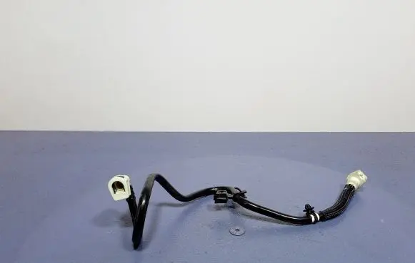 Ford Puma Fuel line pipe L1B1-9B035-AC