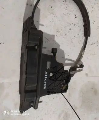 Volkswagen PASSAT B6 Gear shifter/selector 3C1713025H