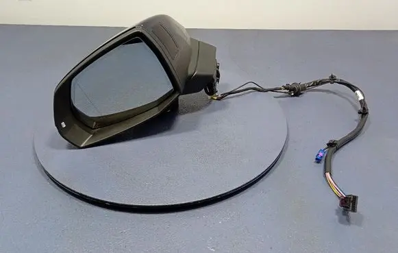 Audi Q7 4L Front door electric wing mirror 4M1857409BS