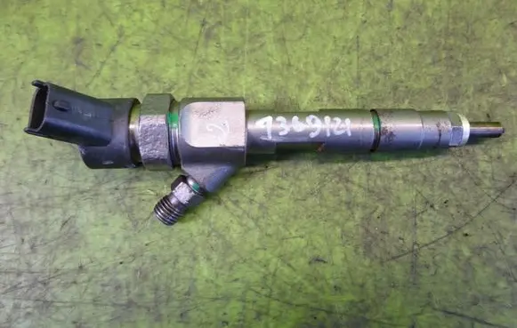 Renault Espace - Grand espace IV Fuel injector 0445110110B