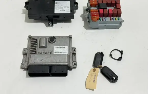 Citroen Jumper Engine ECU kit and lock set 9831731680 1398635080