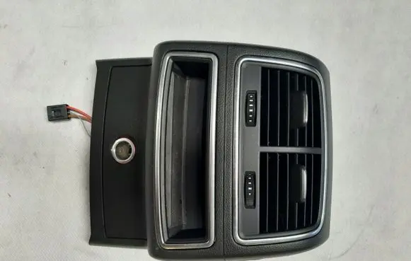 Audi A7 S7 4G Rear air vent grill 4G0863300