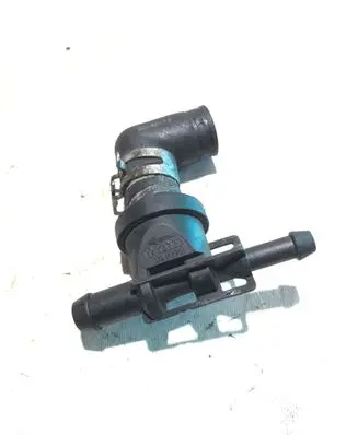 Audi A8 S8 D4 4H Vacuum line/pipe/hose 079133753