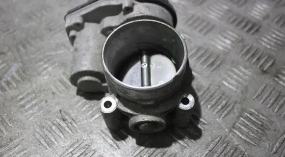 Lincoln MKS Throttle body valve G273N