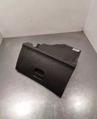 Peugeot 308 SW Glove box 9655993677