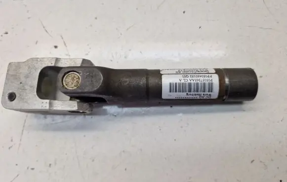 Chrysler 300 - 300C Steering column universal joint 05057365AA PP050460152 050460152