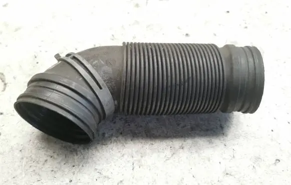Skoda Octavia Mk2 (1Z) Air intake hose/pipe 1K0129684B 46148E