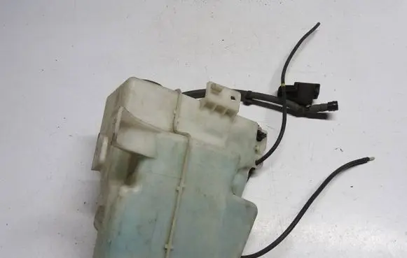 Peugeot 4007 Windscreen/windshield washer pump 3043125 42121100