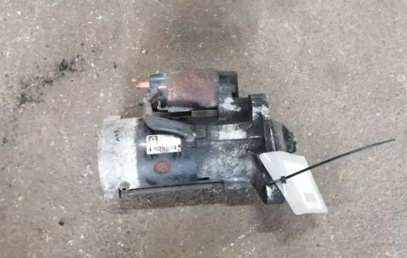 Mazda 5 Starter motor M002T88671