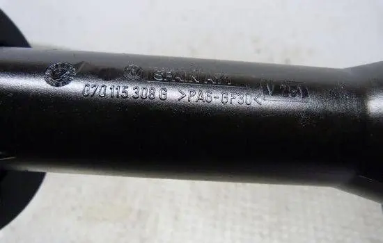 Volkswagen Transporter - Caravelle T5 Oil fill pipe 070115308G
