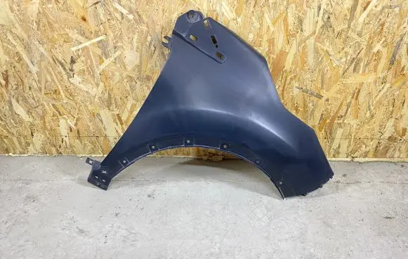 Renault Captur Fender 631002106R
