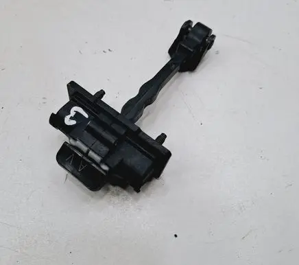 Peugeot 5008 II Rear door check strap stopper