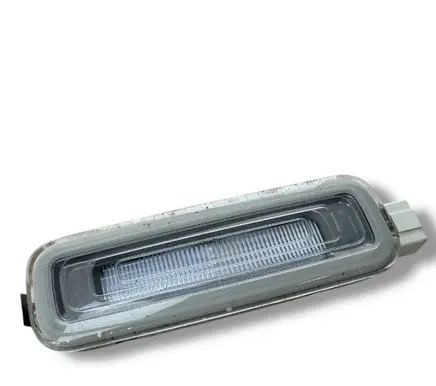 Audi TT TTS RS Mk3 8S Front seat light 4M0947105