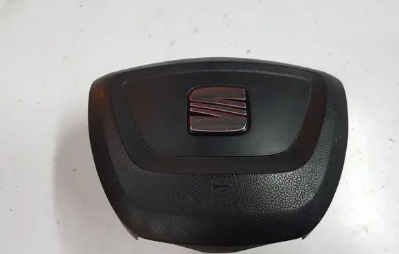 Seat Leon (1P) Steering wheel airbag 5P0880201ADIAUTOPI 5P0880201AD