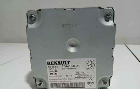 Renault Megane III Voice control module 284A17452R 218140 YEFA012591