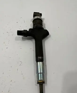 Mazda 6 Fuel injector RF8G13H50