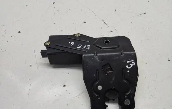 BMW 7 E65 E66 Tailgate/trunk/boot lock/catch/latch 7014870