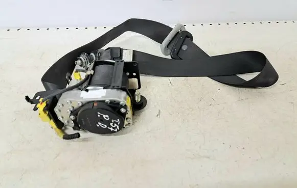 Honda Accord Front seatbelt