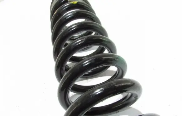 Nissan Navara D40 Front coil spring