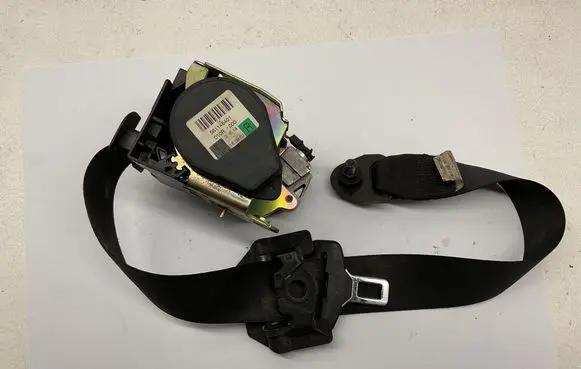 BMW 7 E65 E66 Front seatbelt 561148401 010R000 2614
