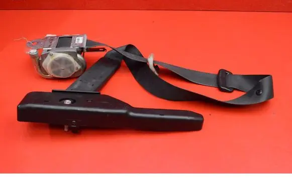 Nissan Tiida C11 Front seatbelt C9ST077