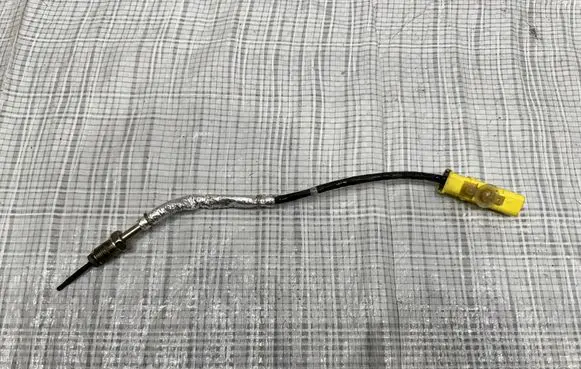 Land Rover Discovery Sport Outside/exterior temperature sensor M8D2-12B591-AC