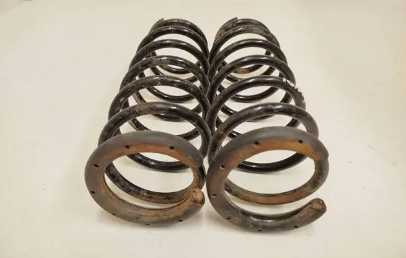 Suzuki Ignis Rear coil spring 4131086G00000