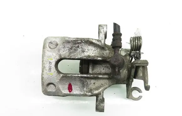 Mitsubishi Carisma Rear brake caliper 820163
