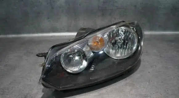 Volkswagen Golf VI Headlight/headlamp
