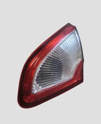 Nissan Qashqai+2 Tailgate rear/tail lights 89503209