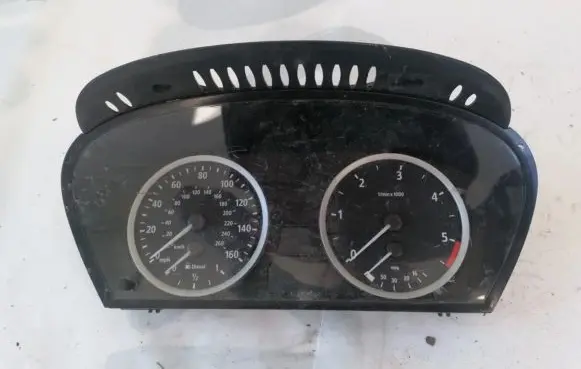 BMW 5 E60 E61 Speedometer (instrument cluster) 62116983154