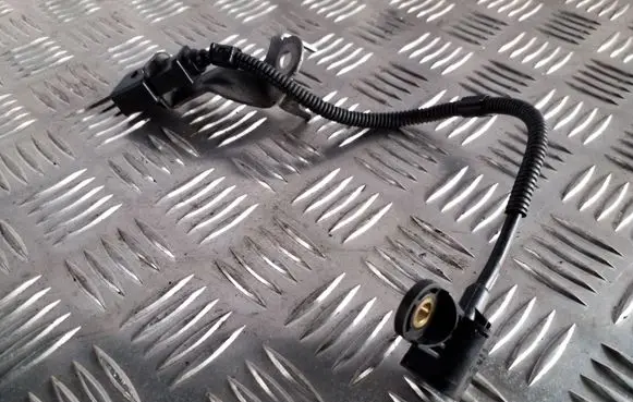 Audi A6 C7 Crankshaft position sensor 9805940