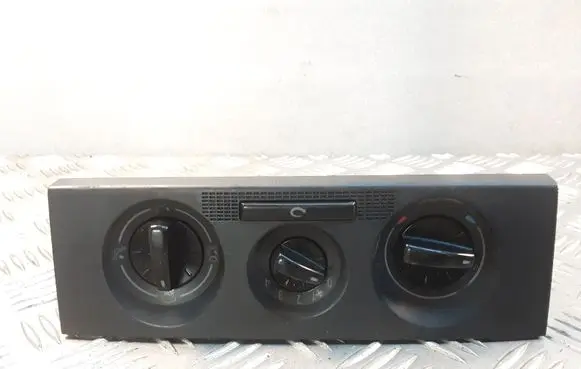 Skoda Fabia Mk1 (6Y) Climate control unit 6Y0819045B