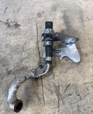 Nissan NV400 Exhaust gas pressure sensor 223658007R