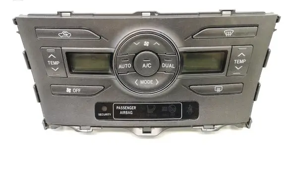 Toyota Auris 150 Climate control unit 5590012A30B 6M141E6