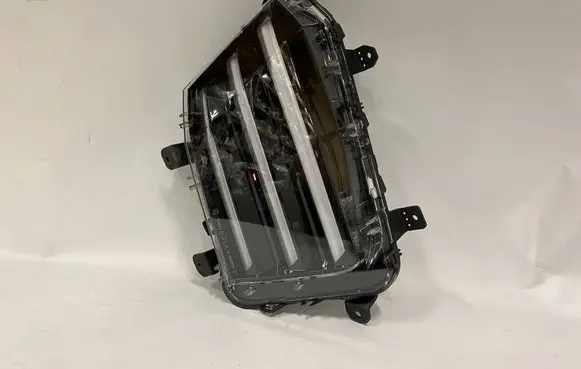 Peugeot 2008 II Front fog light 9850436380