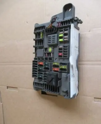 BMW X5 E70 Fuse module