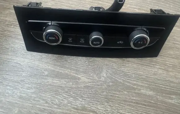 Opel Grandland X Interior fan control switch 98224347YX