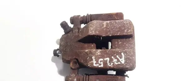 Toyota RAV 4 (XA30) Rear brake caliper advics38